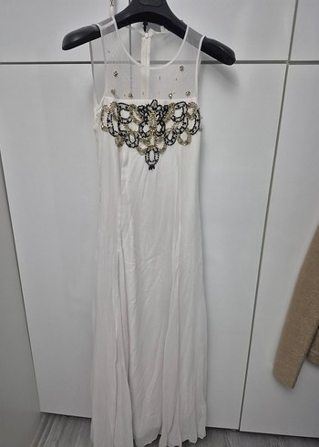 Boncuk İşlemeli Beyaz Uzun Abiye Elbise - Görsel 2