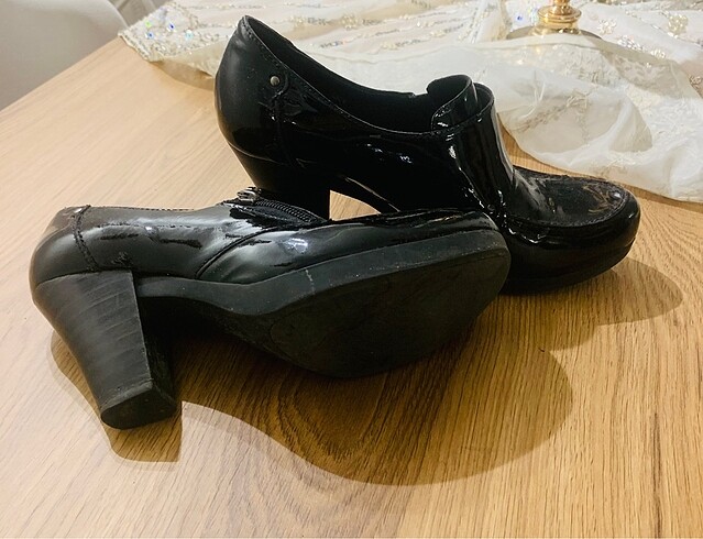 39 Beden siyah Renk Clarks bayan rugan ayakkabi