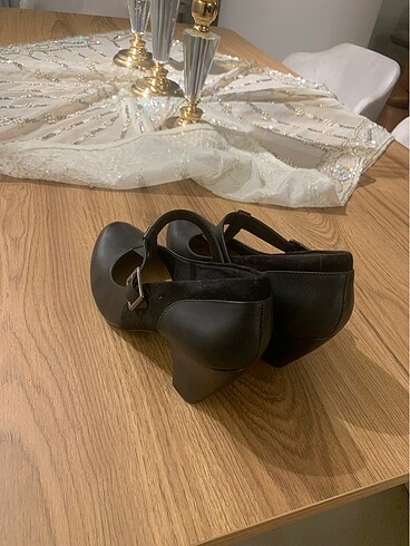 39 Beden Bayan ayakkabi Clarks