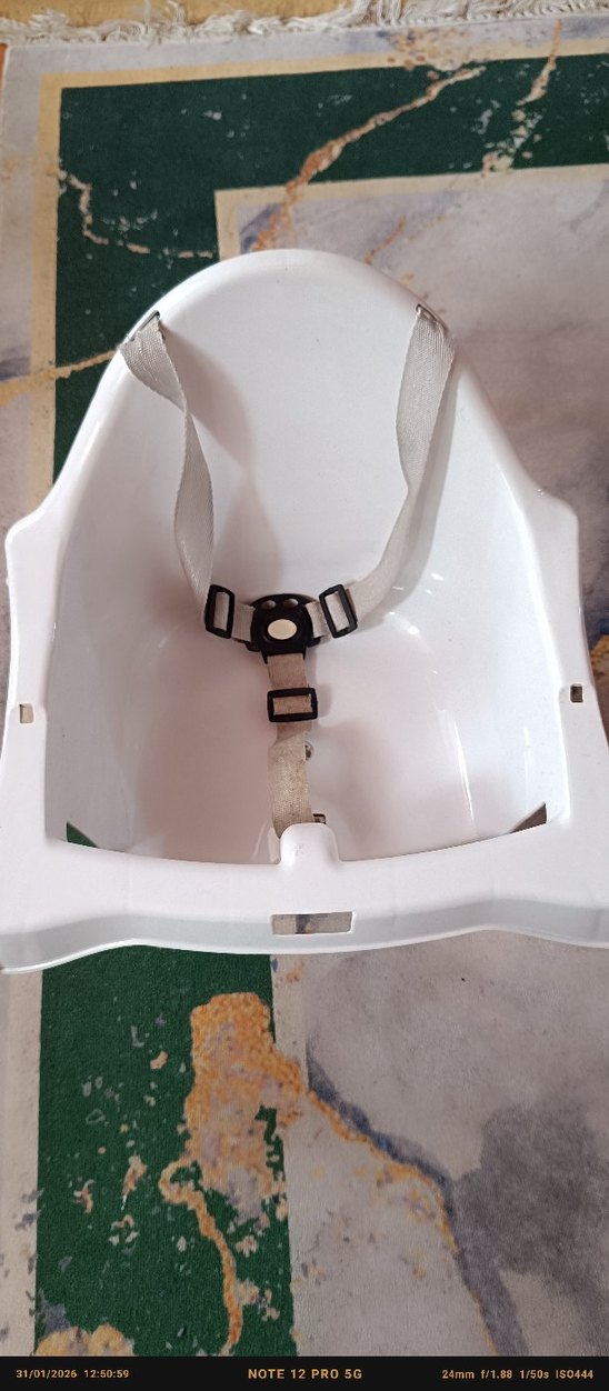 Renkli Desenli Beyaz Mama Sandalyesi - Görsel 4