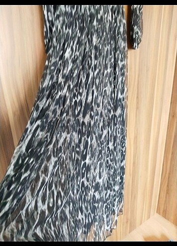Alvina Zebra desen uzun pilseli elbise