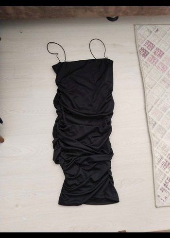 ip aslışı Siyah Drapeli Mini elbise - Görsel 2