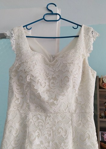 Dantel Detaylı Midi elbise - Görsel 3