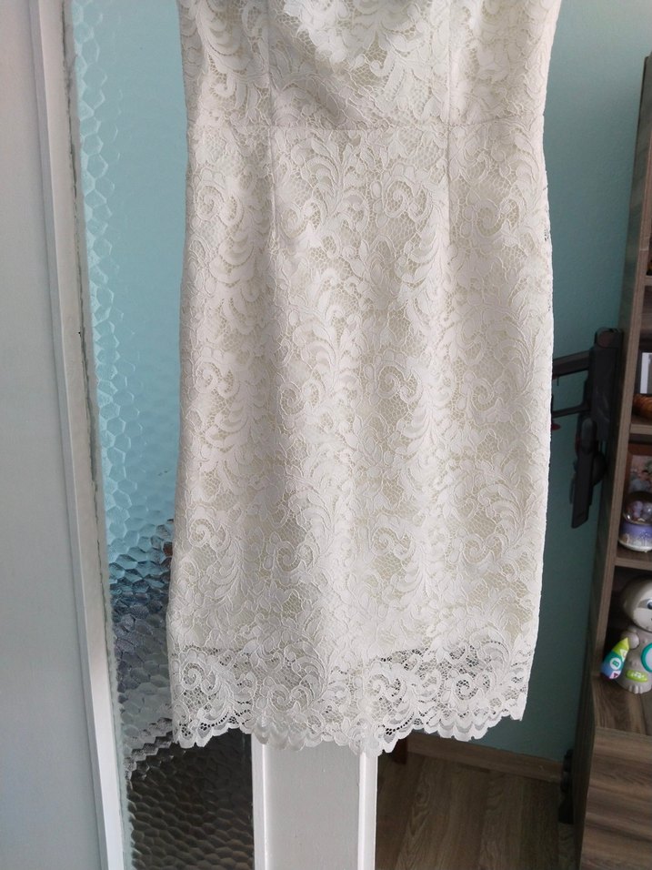 Dantel Detaylı Midi elbise - Görsel 2