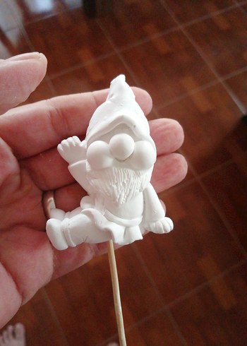 Beden Beyaz Havuçlu Pastel Figürin
