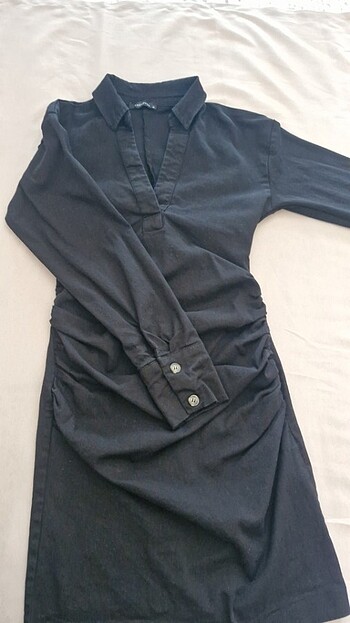 36 Beden Limited edition Siyah yaka detaylı elbise