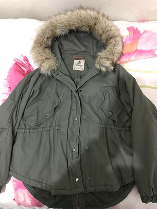 m Beden haki Renk Pull bear parka 