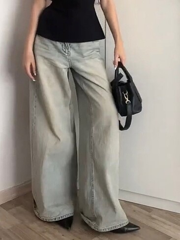 Stradivarius Wide Leg Jean