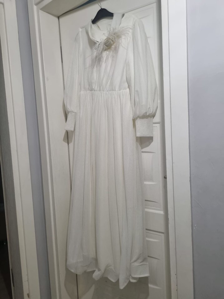 Beyaz Uzun Kollu Drapeli Kadın Elbise - Görsel 3