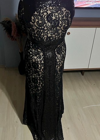 Siyah Dantel Uzun Gösterişli Elbise - Görsel 4