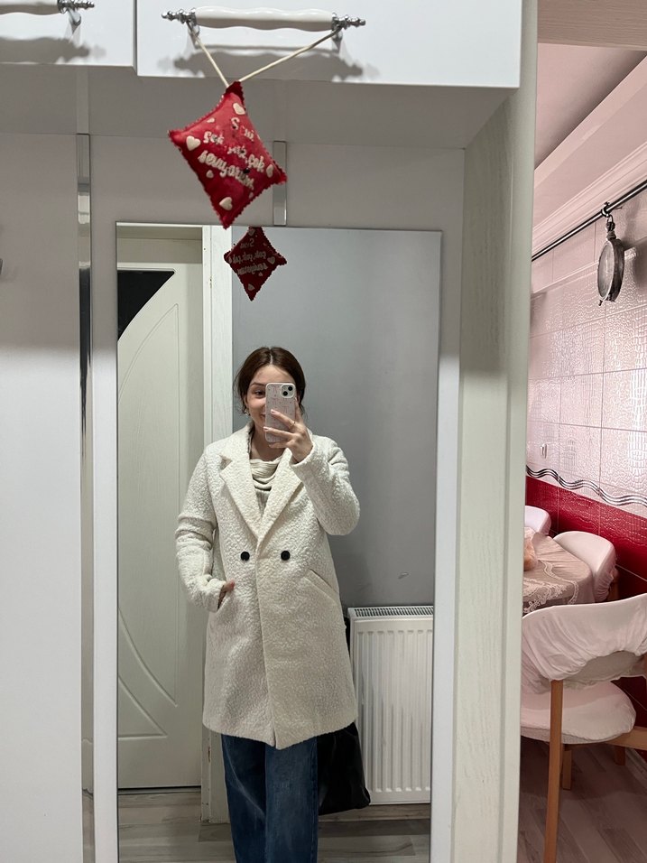 Beyaz Midi Kadın Kaban - Görsel 4