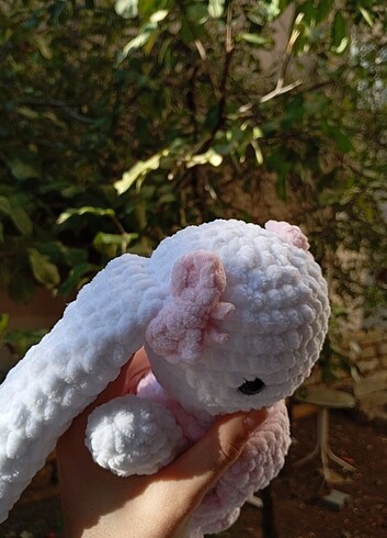 Pembe tulumlu ve tokalı tavşik amigurumi - Görsel 2