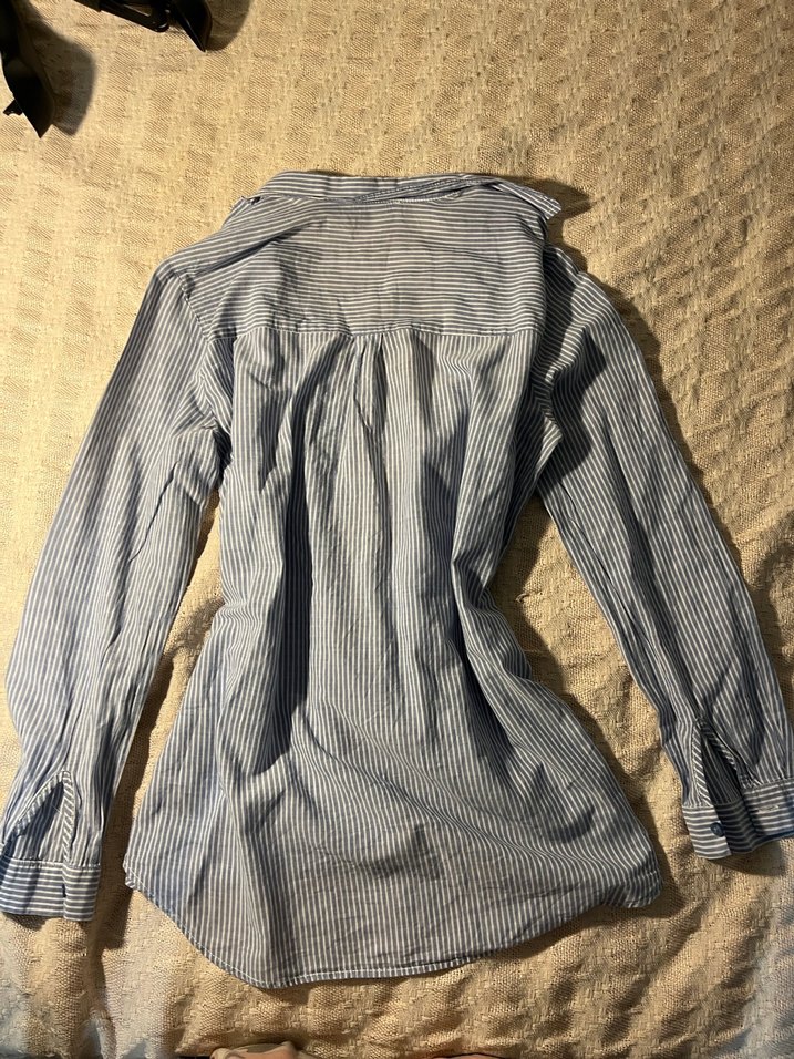 Düğmeli Mavi Çizgili Keten Uzun Kollu Gömlek - Görsel 2