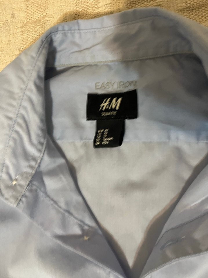 H&M Açık Mavi Düğmeli Uzun Kollu Kadın Gömlek - Görsel 2