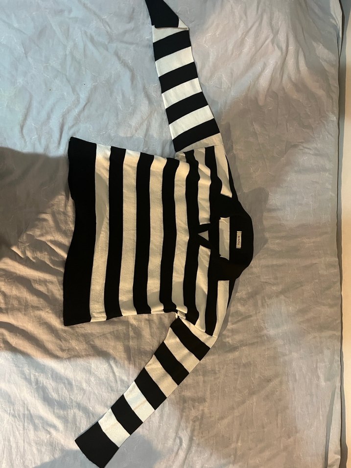 Kadın Siyah Beyaz Çizgili Triko Kazak - Görsel 2