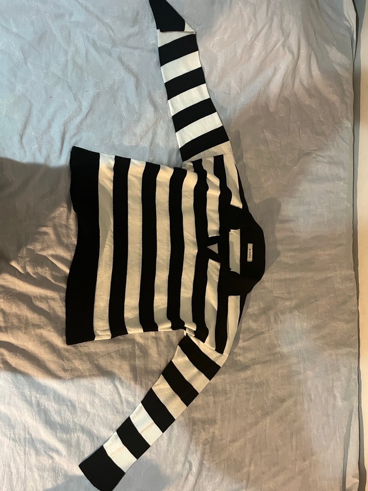 Kadın Siyah Beyaz Çizgili Triko Kazak - Görsel 3