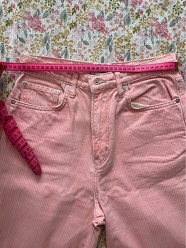 Diğer pembe jean