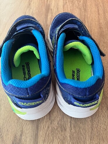 26 Beden Skechers erkek çocuk ayakkabı