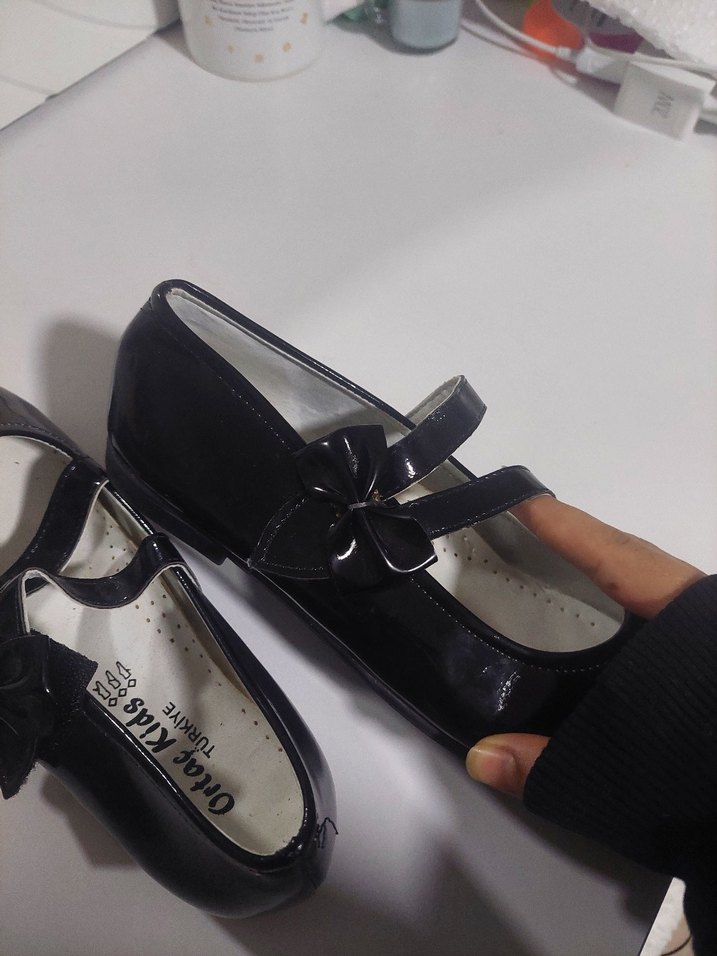 Kız Çocuk Siyah Tokalı Babet Ayakkabı - Görsel 2