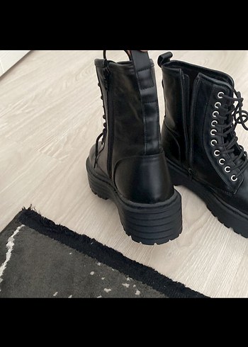39 Beden Siyah Platform Topuklu Gotik Kadın Bot