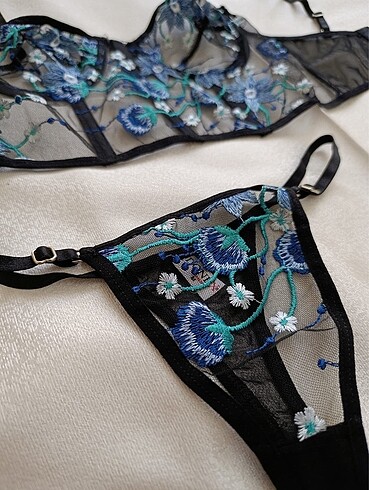 s Beden Maria Bralet Takımı
