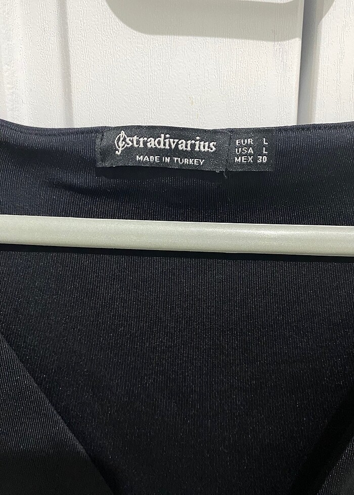 V yaka body siyah 430 liraya aldım - Görsel 2