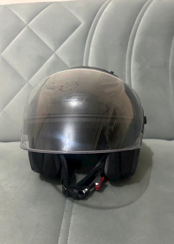 Parlak Siyah Sokak Tarzı Motosiklet Kaskı - Görsel 4