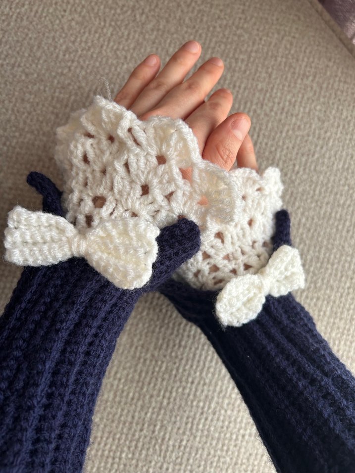 Kadın Siyah Beyaz Örgü Eldiven - Görsel 3