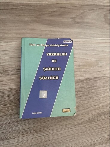 Yazarlar ve şairler sözlüğü