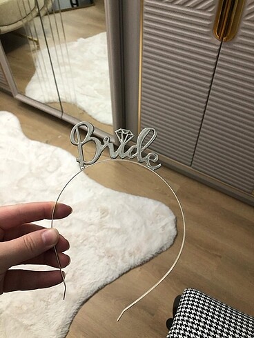 Diğer Bride taç