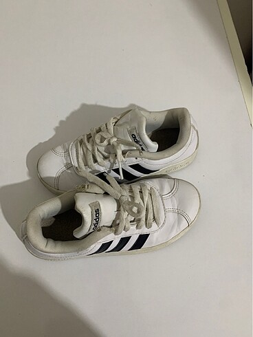 Adidas Çocuk spor ayakkabı