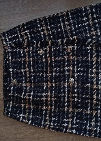 Tüvit Takım. Ceket ve Etek takımdır. - Görsel 2