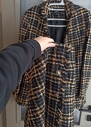 Tüvit Takım. Ceket ve Etek takımdır. - Görsel 3