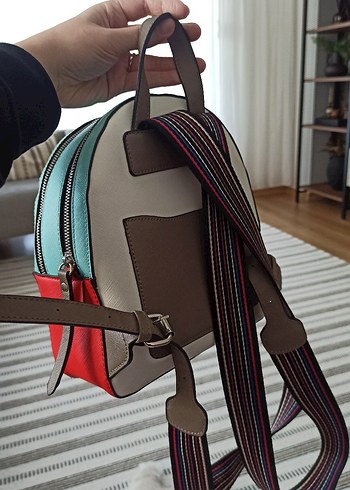 Derimod sırt çantası - Görsel 3