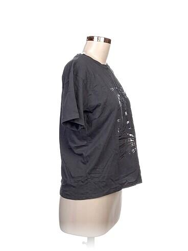 LC Waikiki LC Waikiki T-shirt %70 İndirimli.