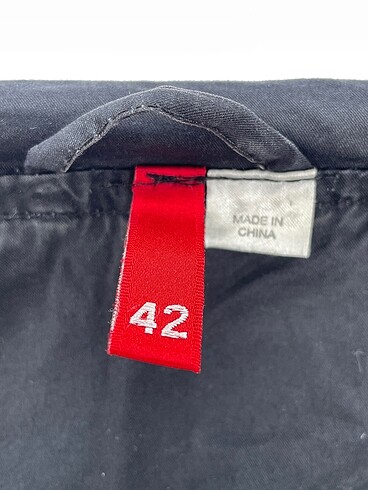 42 Beden çeşitli Renk H&M Trenchcoat %70 İndirimli.
