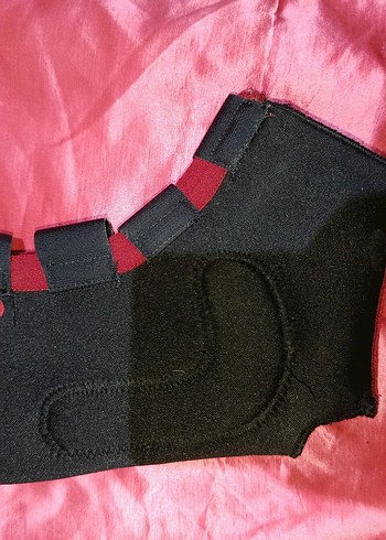 Kırmızı Biker ayak Koruyucu Velcro Kayışlı - Görsel 2