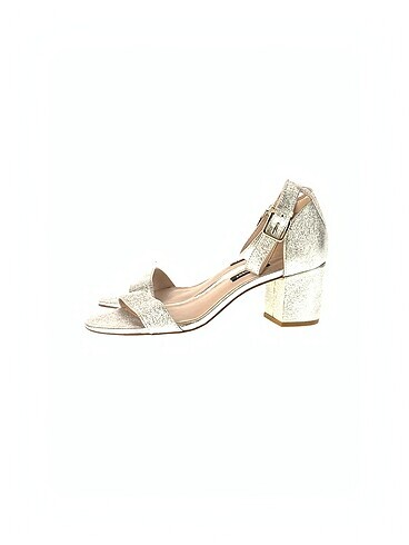 Nine West Abiye Ayakkabı %70 İndirimli.