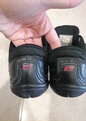 Nike Siyah Kadın Spor Ayakkabı - Görsel 3