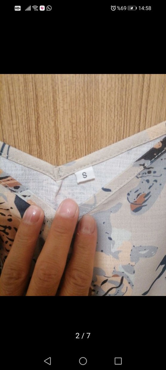 Bej Çiçekli Askılı Kadın Bluz - Görsel 2