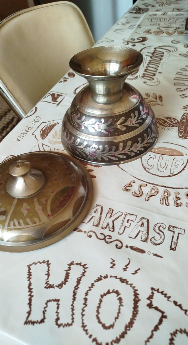 Bordo Renkli Kapaklı tarihi eser kase - Görsel 4