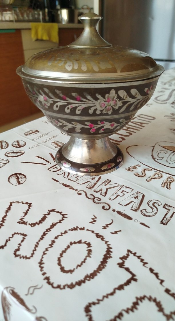 Bordo Renkli Kapaklı tarihi eser kase - Görsel 2