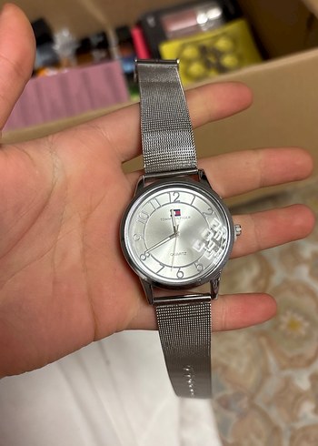 Tommy Hilfiger Gumus Metal Bilezikli Klasik Saat