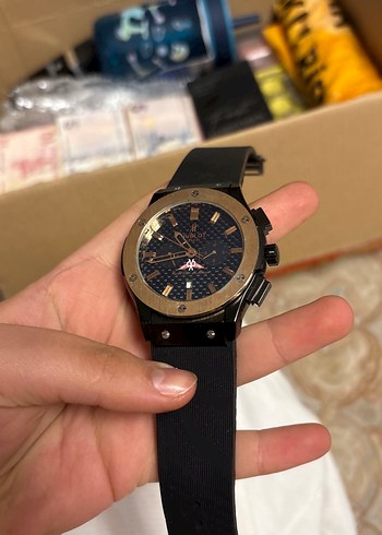 Hublot Siyah Ve Altin Tonlu Sik Erkek Kol Saati