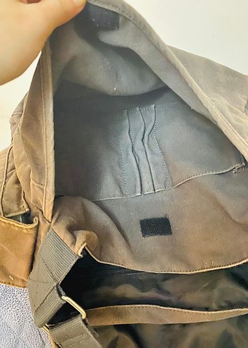 Converse Kahverengi Baskılı Buckle Askılı Erkek Çantası - Görsel 15