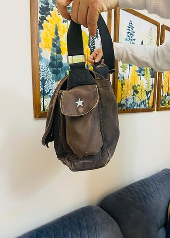 Converse Kahverengi Baskılı Buckle Askılı Erkek Çantası - Görsel 2