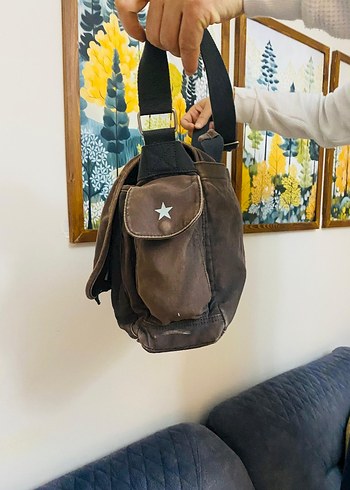 Converse Kahverengi Baskılı Buckle Askılı Erkek Çantası - Görsel 5