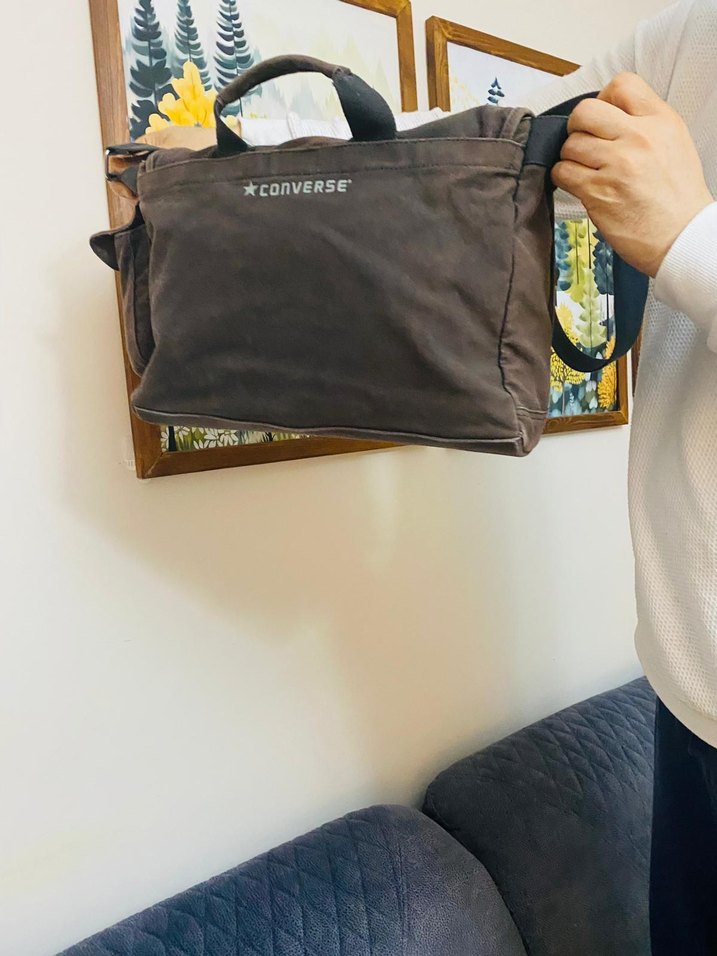 Converse Kahverengi Baskılı Buckle Askılı Erkek Çantası - Görsel 3
