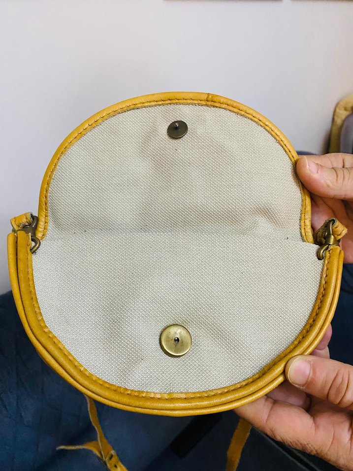 Sarı Desenli Deri Bel Detaylı Kadın Çanta - Görsel 4