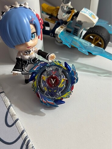 Beyblade burst